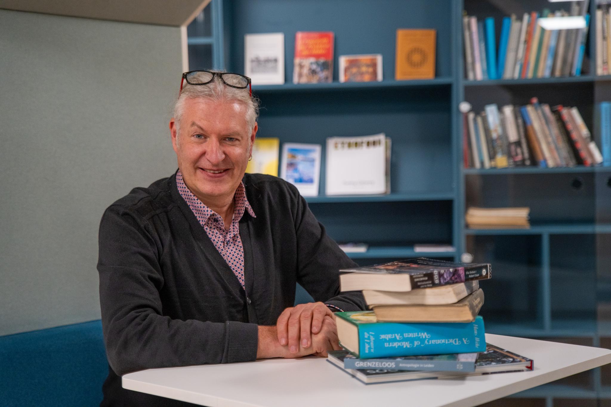 Photo of Prof. Dr. Bart Barendregt