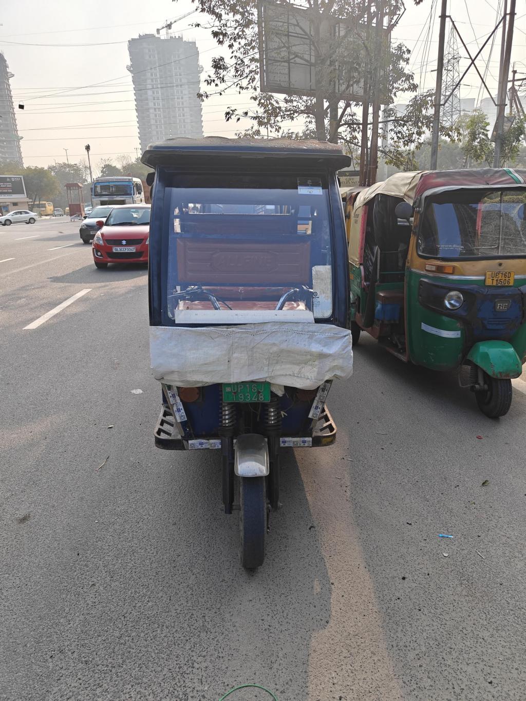 Standards and Frugal innovation: the example of e-rickshaws in India 1